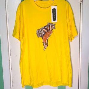 NWT Blushmark tee size large